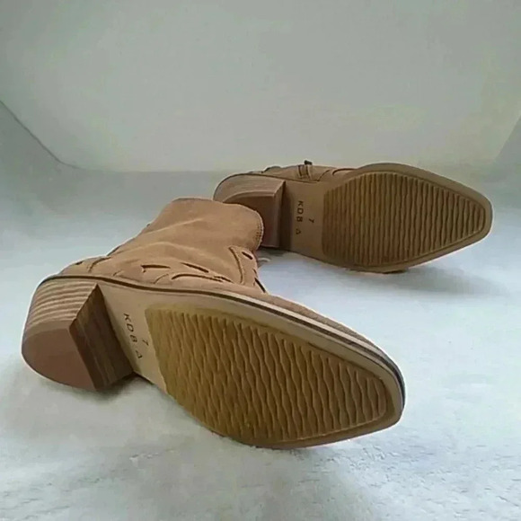 kelsi Dagger suede western cowgirl  ankle boots - Picture 9 of 9